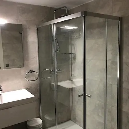 Apartment Luxury Mestas 2