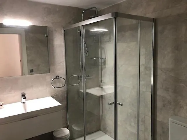 Apartamento Luxury Mestas 2