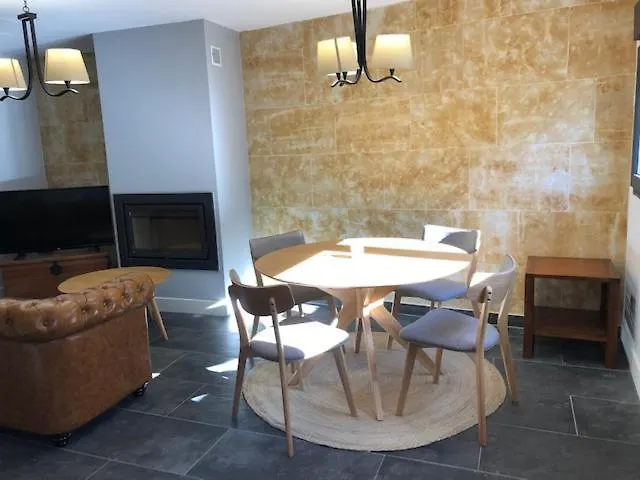 Luxury Mestas 2 Apartamento *